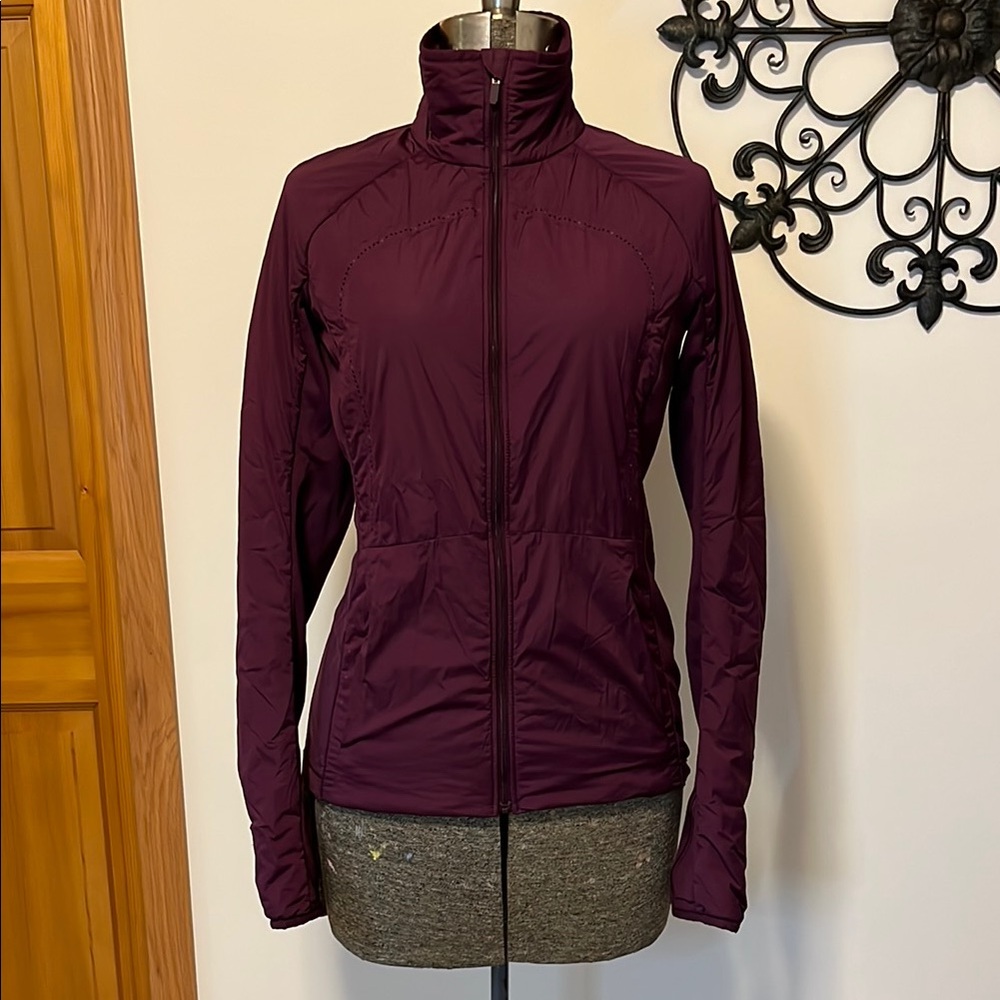 Lululemon Athletica Purple Running Jacket, zip pockets, reflective details, 6